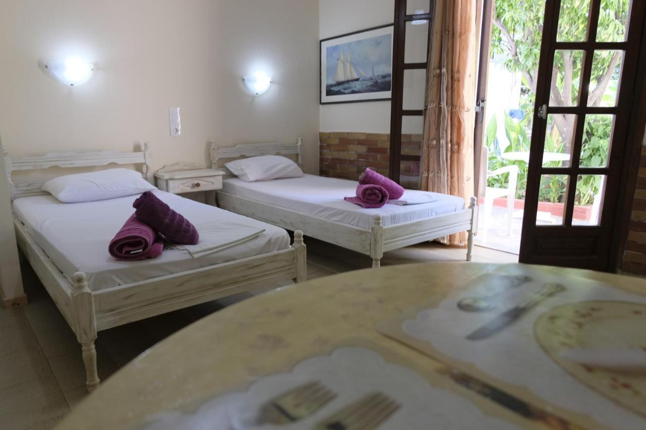 Taxiarchis Apartments Skiatos Zewnętrze zdjęcie