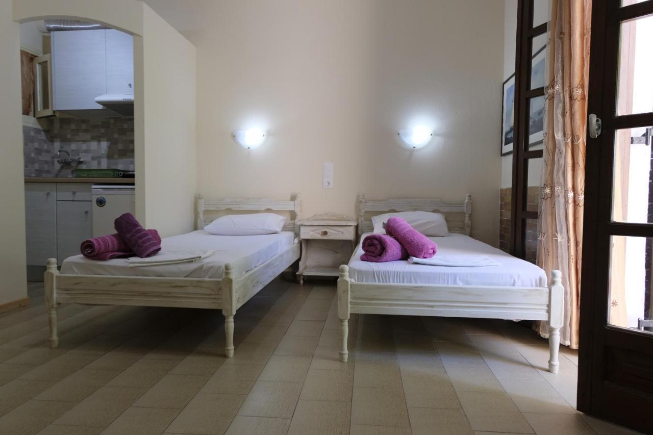 Taxiarchis Apartments Skiatos Zewnętrze zdjęcie